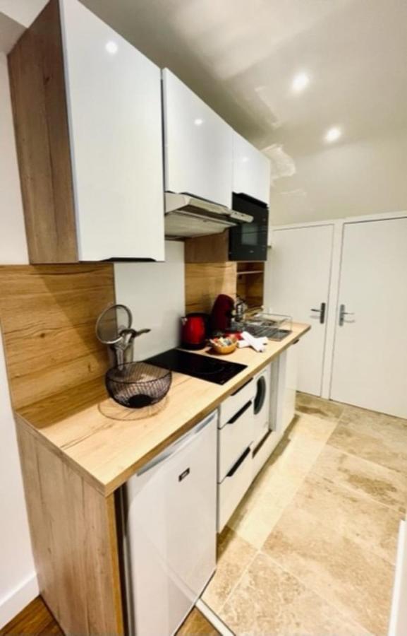 Ben Nevis Charming Studio In The Heart Of The Lively Life Of The Pre Carre Leilighet Annecy Eksteriør bilde
